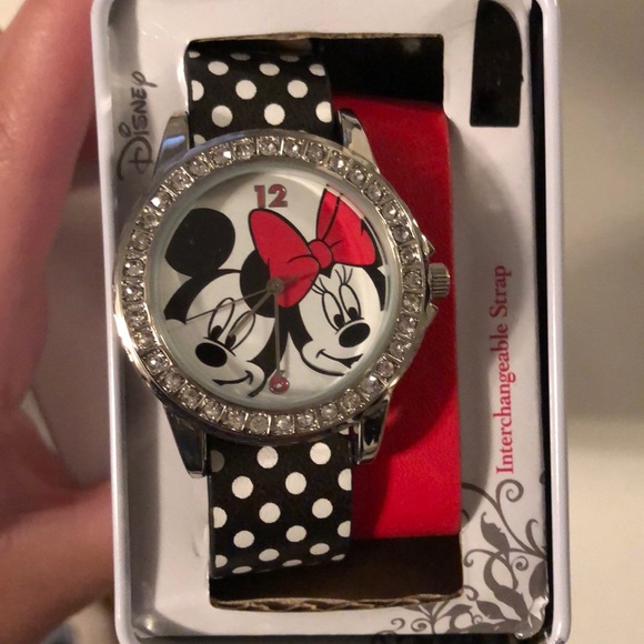 Mickey & Minnie Watch - Picture 2 of 2